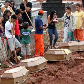 Um outro olhar sobre a tragédia