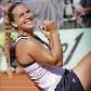 Dominika Cibulkova comemora muito a vitória em Roland Garros Dominika Cibulkova comemora muito a vitória em Roland Garros