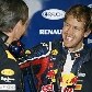 Líder do campeonato, Vettel mostra simpatia ao lado dos mecânicos da Red Bull