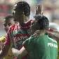 Zé Carlos marca na vitória da Lusa e ganha abraço de Benazzi