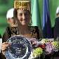 Israelense Shahar Peer ganhou um novo visual além de um prato pela conquista do Torneio de Tashkent Israelense Shahar Peer ganhou um novo visual além de um prato pela conquista do Torneio de Tashkent