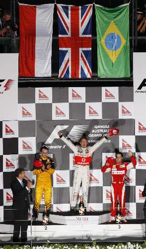 Robert Kubica (2.º), Jenson Button (1.º) e Felipe Massa (3.º), o pódio do GP da Austrália de F-1