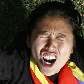Policiais detêm tibetano exilado durante protesto em frente a embaixada da China em Nova Delhi