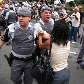 Confronto entre Policiais Militares e Professores em manifestação na Paulista. 12/03/2010