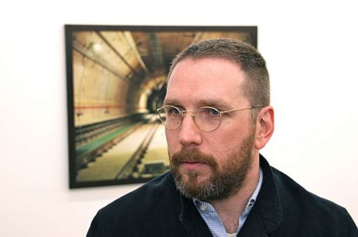 Simultâneo: abertura de exposições individuais e lançamento de livros