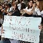 Amigos de jovem assassinado fazem protesto na Avenida Paulista Amigos de jovem assassinado fazem protesto na Avenida Paulista