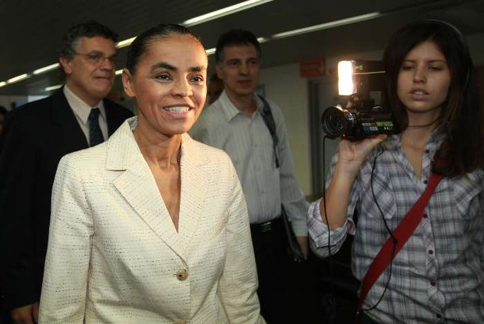 Marina Silva chega na sede do 