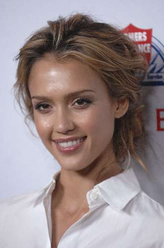 Alba em Hollywood