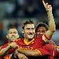 Totti comemora um dos seus três gols em Roma 7 x 1 Kosice na Itália Totti comemora um dos seus três gols em Roma 7 x 1 Kosice na Itália