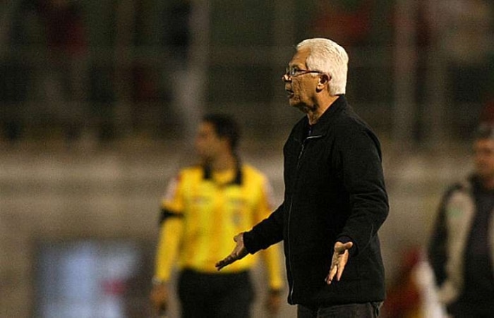São Paulo perde para a Portuguesa por 1 a 0 e se afunda em crise