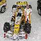 Nelsinho Piquet posa com a Renault em evento com neve em Dubai Nelsinho Piquet posa com a Renault em evento com neve em Dubai