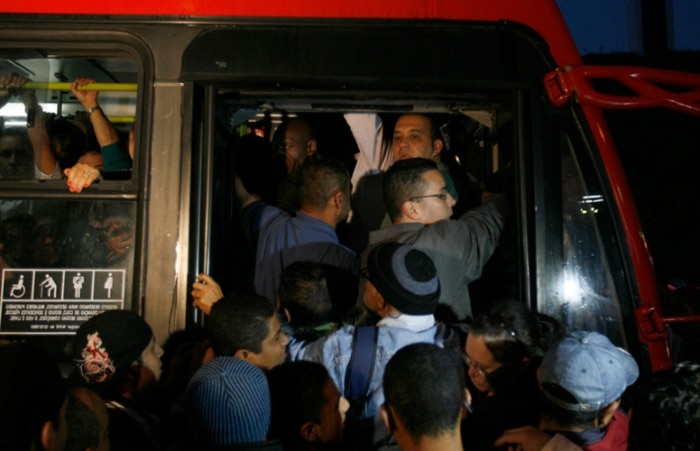 Imagens mostram caos causado por greve dos metroviários de SP