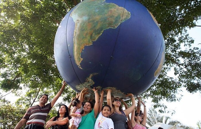 Os copos do refeitório da Rio+20 são feitos a partir de fibra de milho