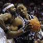 Dwight Howard, do Orlando Magic, tenta se defender de Brendan Haywood, do Dallas Mavericks Dwight Howard, do Orlando Magic, tenta se defender de Brendan Haywood, do Dallas Mavericks