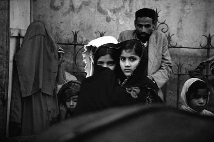 Calcutá, foto de Otto Stupakoff, pioneiro da foto de moda no Brasil