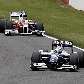 Nico Rosberg, da Williams, fica à frente de Jarno Trulli, da Toyota, em Silverstone Nico Rosberg, da Williams, fica à frente de Jarno Trulli, da Toyota, em Silverstone