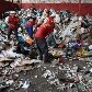 Coleta atrasa e lixo reciclável se acumula em SP