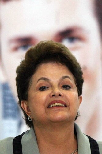 Caras e bocas também fazem parte do cenário político