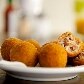 Conheça os bolinhos mais famosos de São Paulo Conheça os bolinhos mais famosos de São Paulo