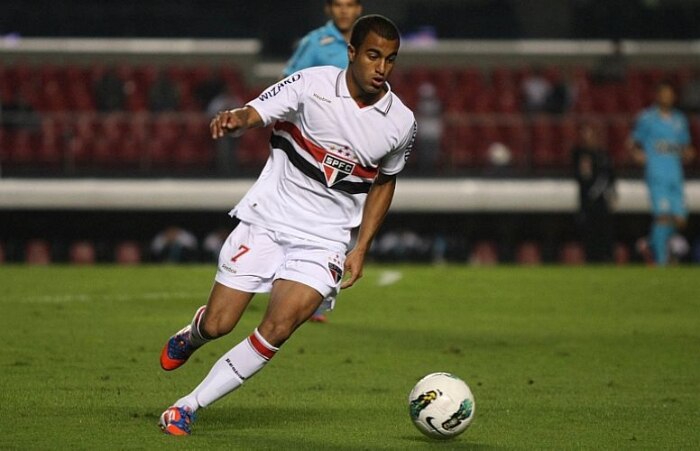 São Paulo e Santos fazem clássico no Morumbi