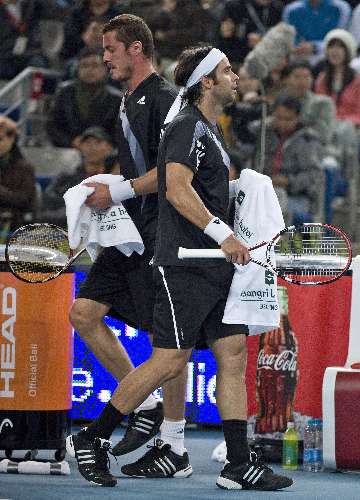 Marat Safin bate Fernando González no Torneio de Pequim