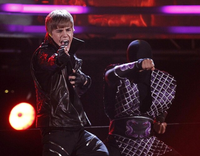 Justin Bieber se apresenta no Grammy