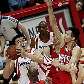 NBA: Yao Ming, dos Rockets, é puxado por Yi Jianlian, dos Nets