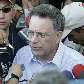 Representante do governo colombiano, Luis Restrepo, fala que informações da Telesur são falsas