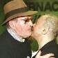 Cineasta português Manoel de Oliveira comparece à Mostra de Cinema organizada por Cakoff em 2000 Cineasta português Manoel de Oliveira comparece à Mostra de Cinema organizada por Cakoff em 2000