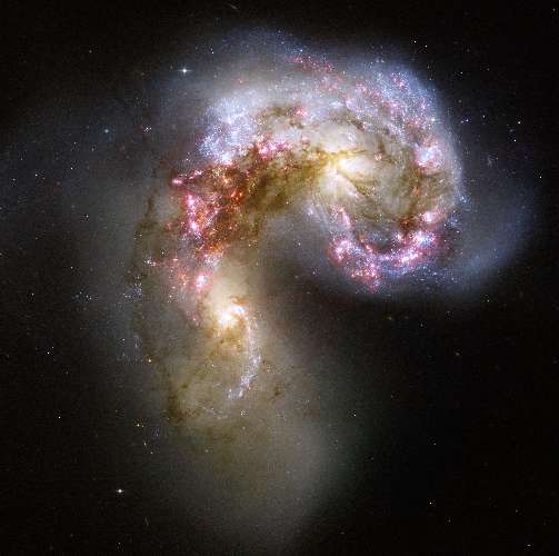 A imagem do Hubble das galáxias Antennae é a melhor visão conseguida até agora do par de galáxias