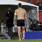 Ao final do jogo os neozelandeses Elliott e Nelsen jogaram suas roupas para a torcida Ao final do jogo os neozelandeses Elliott e Nelsen jogaram suas roupas para a torcida