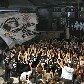 Torcedores acompanham a vitória do Corinthians na quadra da Gaviões da Fiel