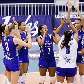 As jogadoras do Blausiegel/São Caetano comemoram a vitória sobre o Vôlei Futuro por 3 a 0