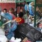 Coleta atrasa e lixo reciclável se acumula em SP