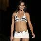 Italiana Flavia Pennetta desfila na Semana de Moda de Milão