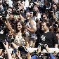 Dezenas de fotógrafos acompanham as personalidades que chegam a Cannes Dezenas de fotógrafos acompanham as personalidades que chegam a Cannes