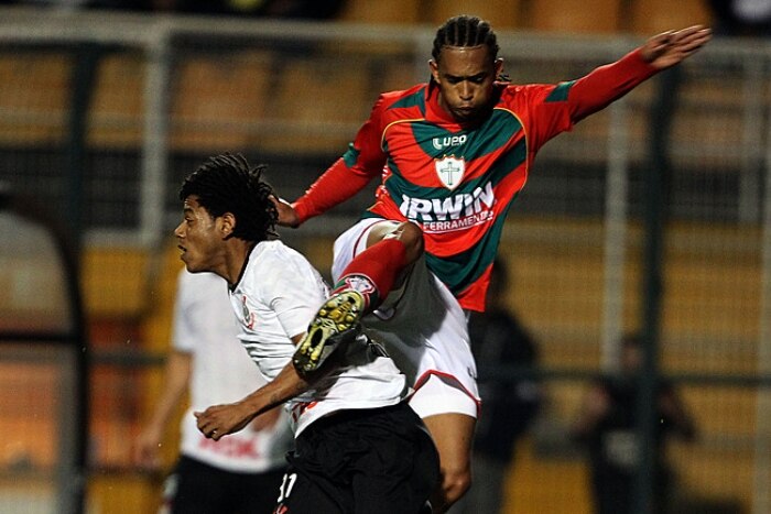 Corinthians recebe a Portuguesa no Pacaembu