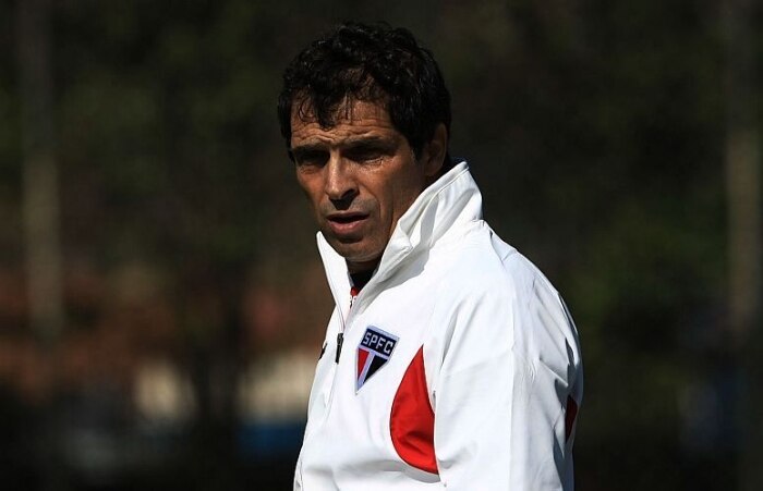 Sem Leão,  Milton Cruz comanda primeiro treino no São Paulo