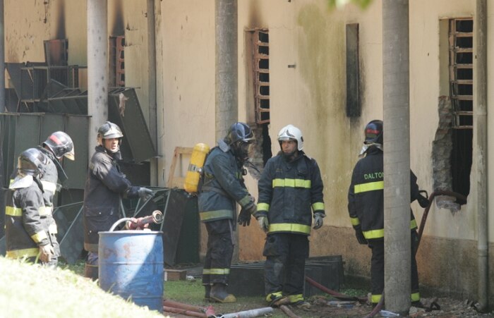 Relembre o incêndio que destruiu mais de 500 amostras do Instituto Butantan