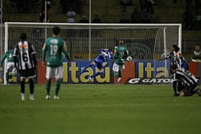 Ronaldinho estreia no Atlético-MG contra o Palmeiras