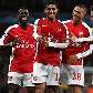Brasileiro Denilson (centro) marca na vitória do Arsenal sobre o Standard Liège