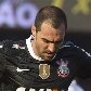 Danilo não é badalado no Corinthians, mas tem participações decisivas