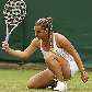Dominika Cibulkova bate a raquete no chão após erro em partida em Wimbledon Dominika Cibulkova bate a raquete no chão após erro em partida em Wimbledon