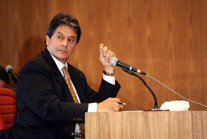 Roberto Jefferson fala sobre o mensalão 