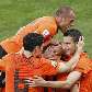 Comemoração dos jogadores da Holanda, que fez o primeiro gol com Robben Comemoração dos jogadores da Holanda, que fez o primeiro gol com Robben