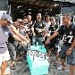 Gaviões da Fiel comemora rebaixamento palmeirense com churrasco em sua sede Gaviões da Fiel comemora rebaixamento palmeirense com churrasco em sua sede