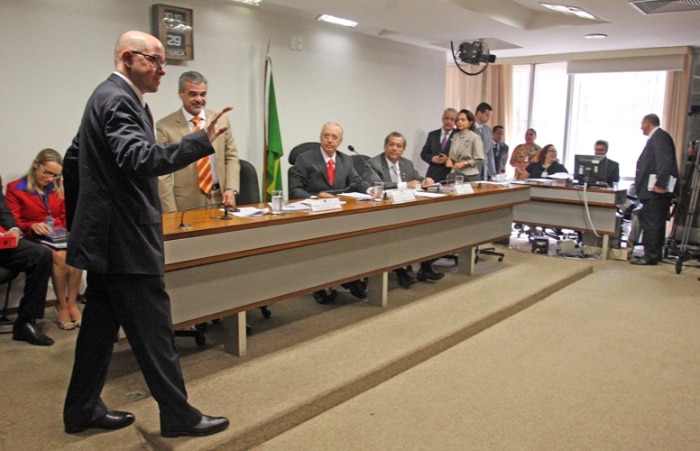 Confira como foi o processo de cassação do Senador Demóstenes Torres