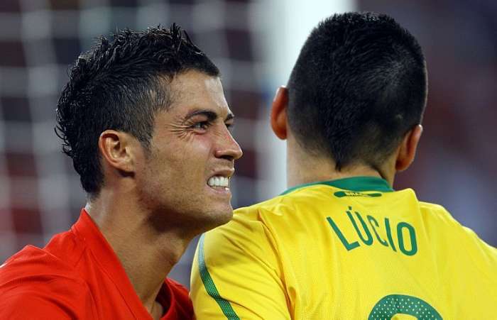 No duelo com Cristiano Ronaldo, Lúcio foi melhor