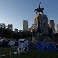 Integrantes de movimentos sociais se instalaram na Praça Marechal Deodoro Integrantes de movimentos sociais se instalaram na Praça Marechal Deodoro