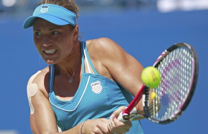 Russa Vera Zvonareva enfrenta a ucraniana Kateryna Bondarenko